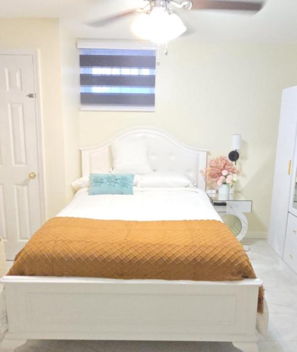Photo of Bedroom in Emerson Hill