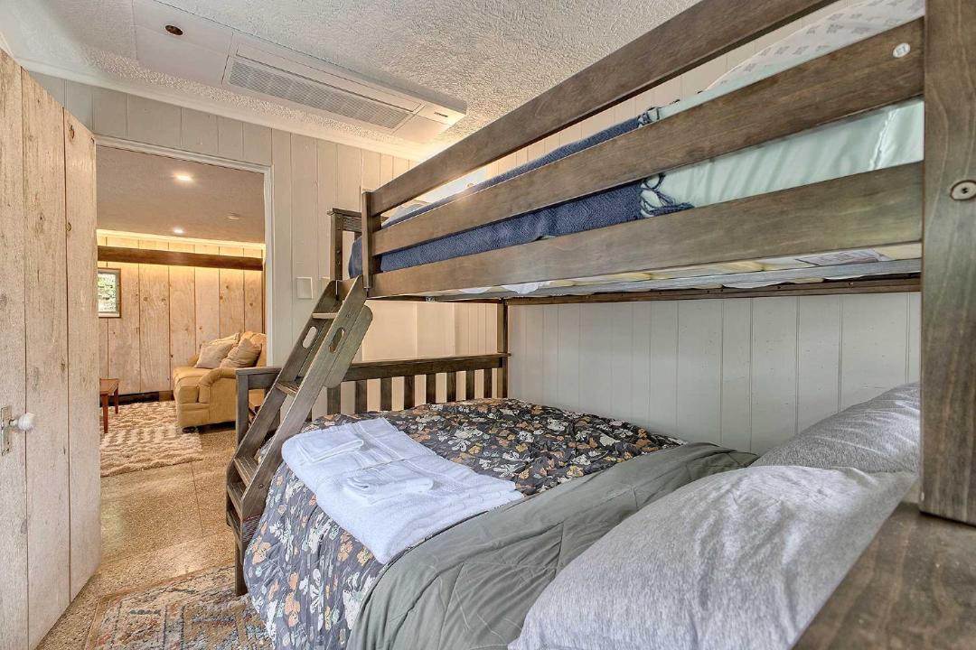 Photo of Bedroom in Ligonier