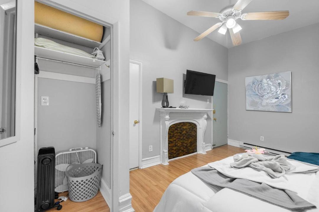 Photo of Bedroom in Chinatown