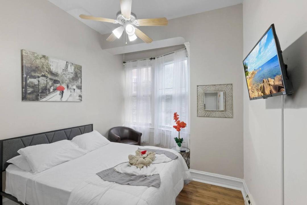 Photo of Bedroom in Chinatown