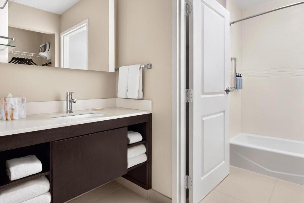 Photo of Bathroom in Oxford Valley