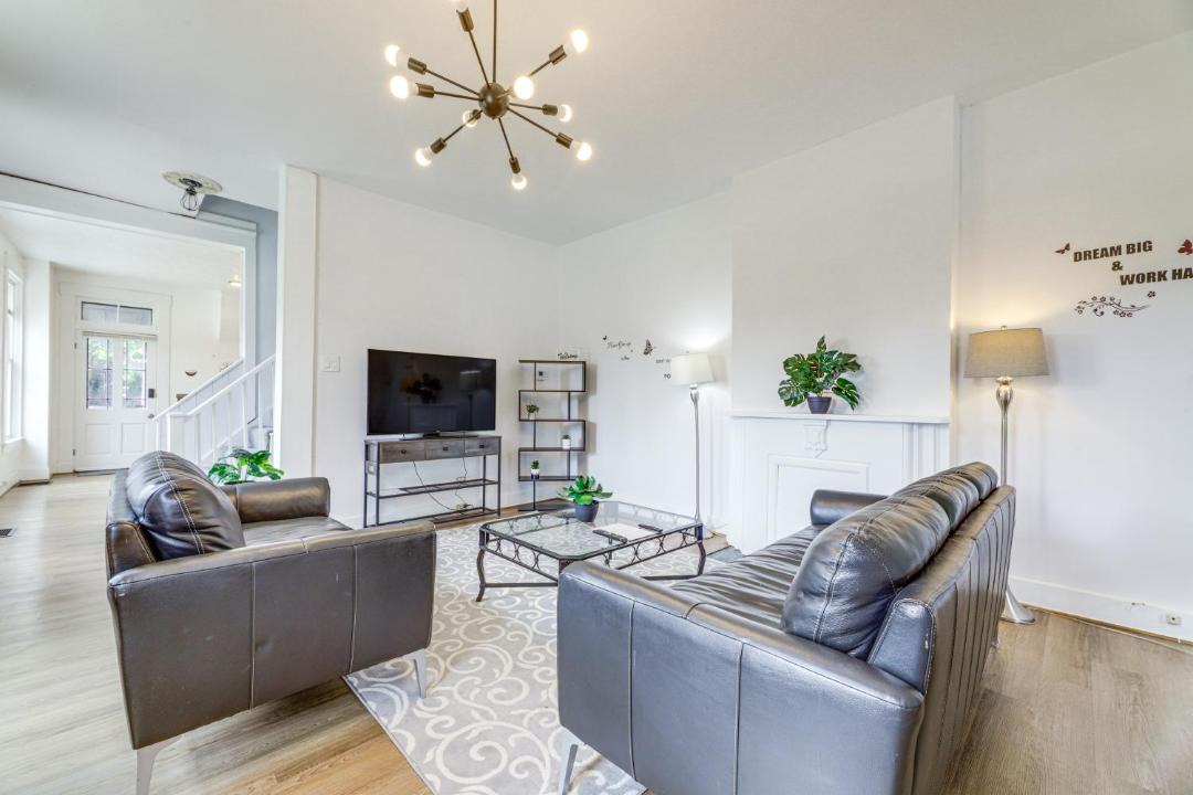 Photo of Livingroom in East Price Hill