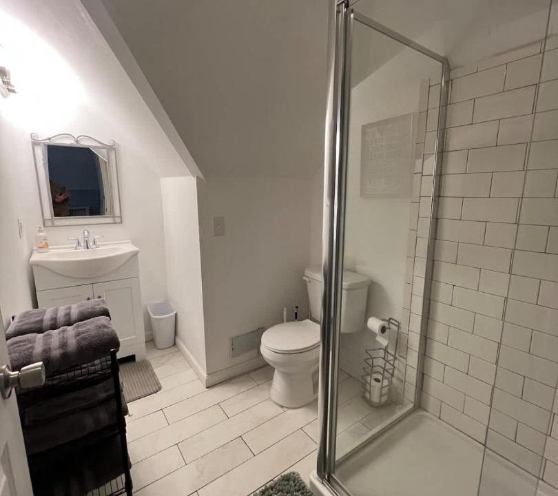 Photo of Bathroom in Cherokee Triangle