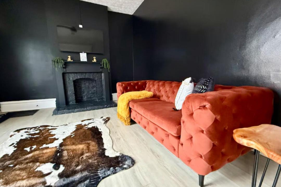 Photo of Livingroom in Victorian Village