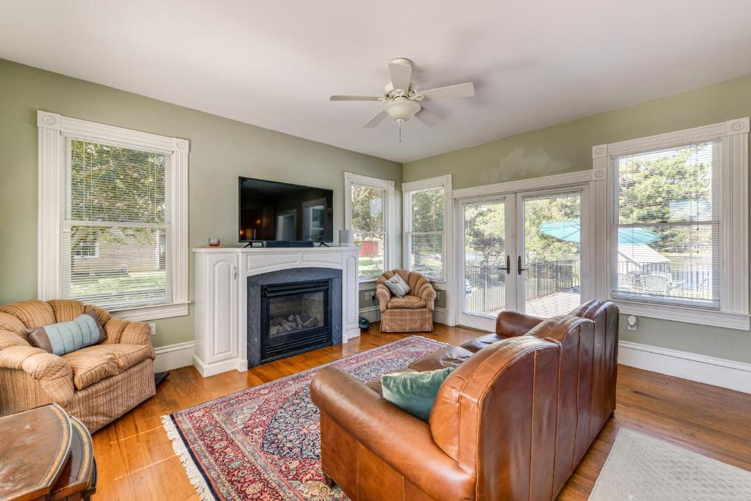 Photo of Others in Reedville