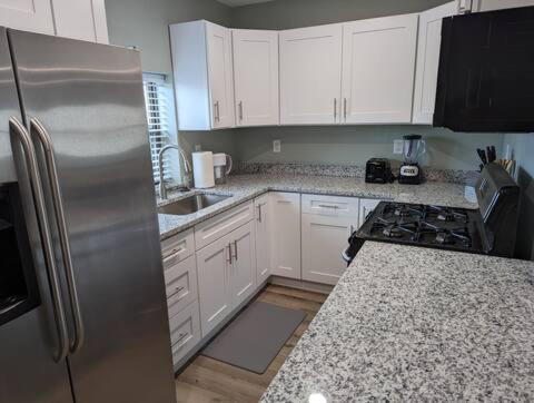 Photo of Kitchen in Lewis Center