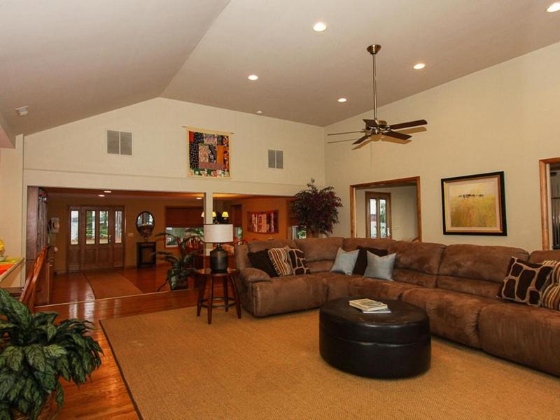 Photo of Livingroom in Unionville