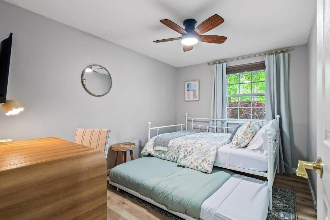 Photo of Bedroom in Vermilion