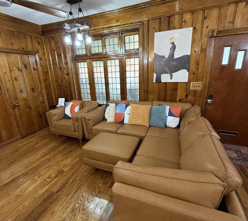 Photo of Livingroom in Downtown Baltimore