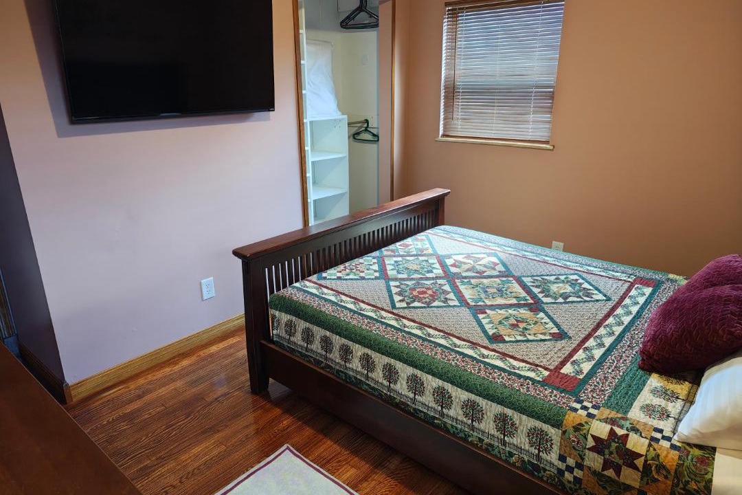 Photo of Bedroom in South Point