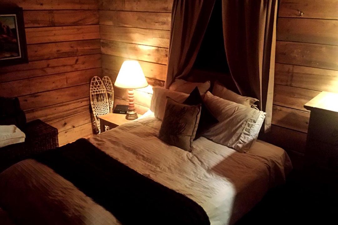 Photo of Bedroom in Champion