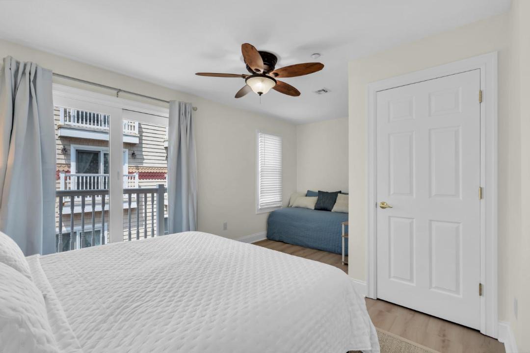 Photo of Bedroom in Seaside Heights