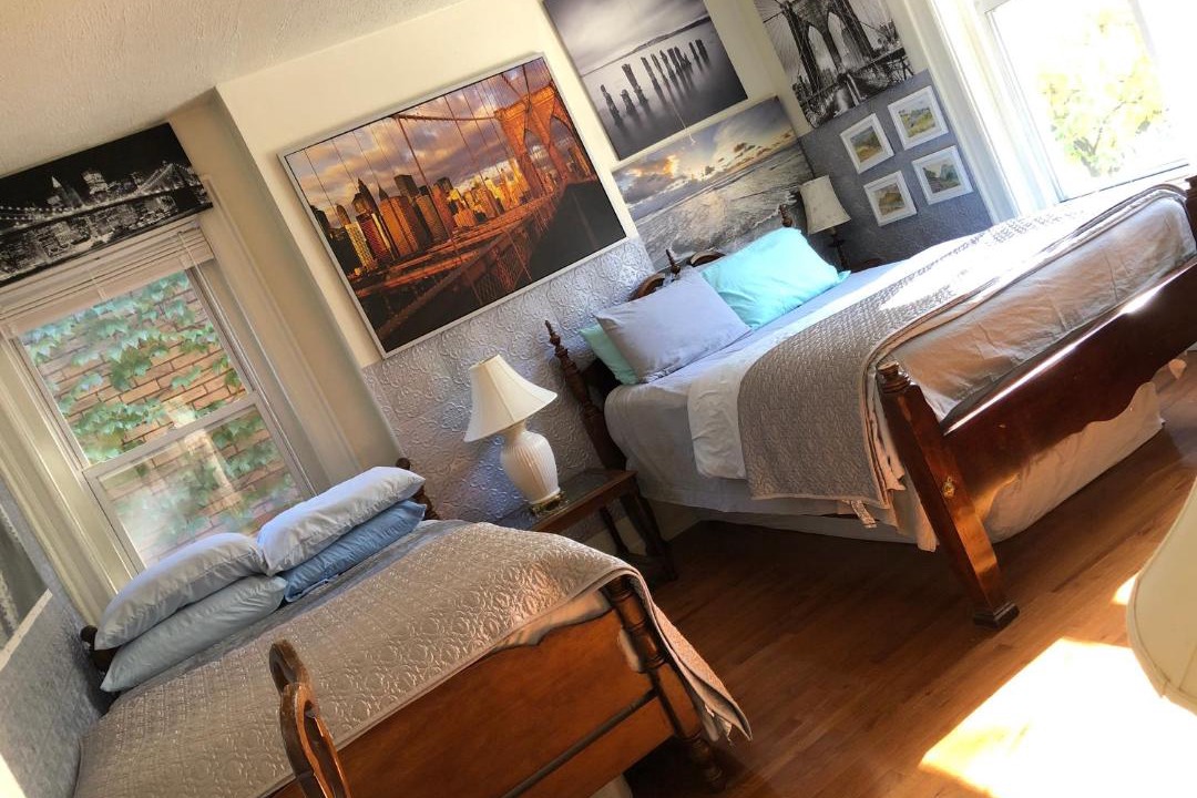 Photo of Bedroom in East Liberty