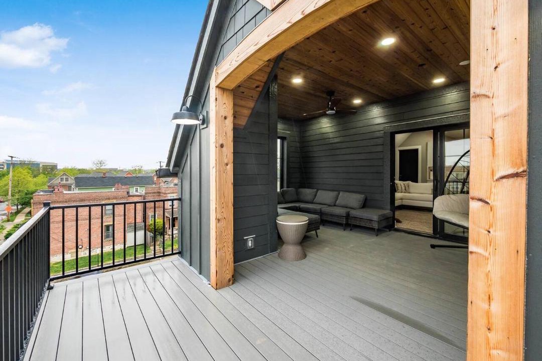 Photo of Patio Balcony in Downtown Columbus