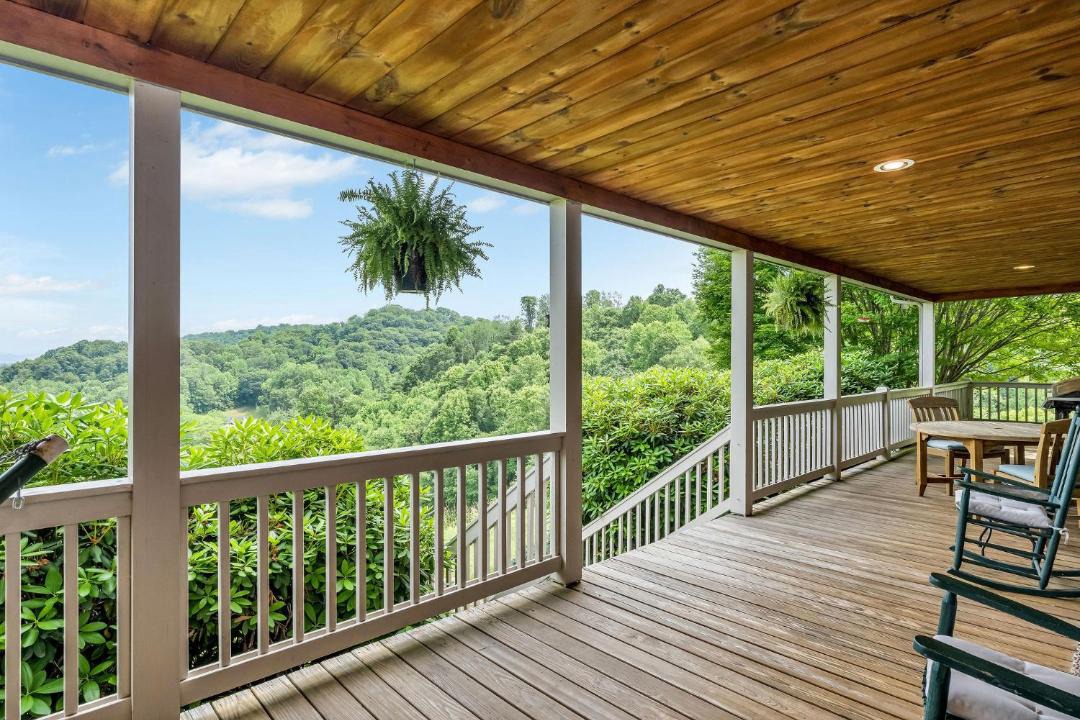 Photo of Patio Balcony in Grassy Creek
