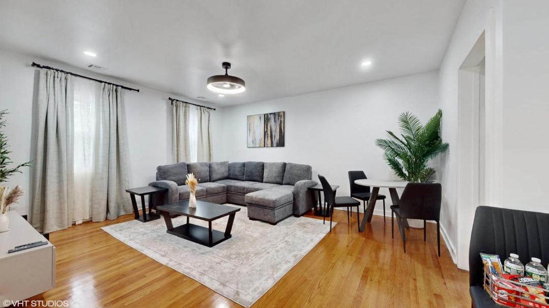 Photo of Livingroom in Rahway
