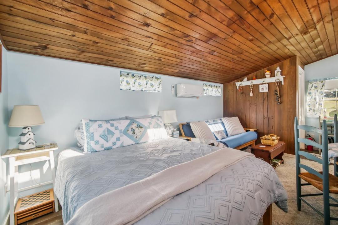 Photo of Bedroom in Mount Jackson