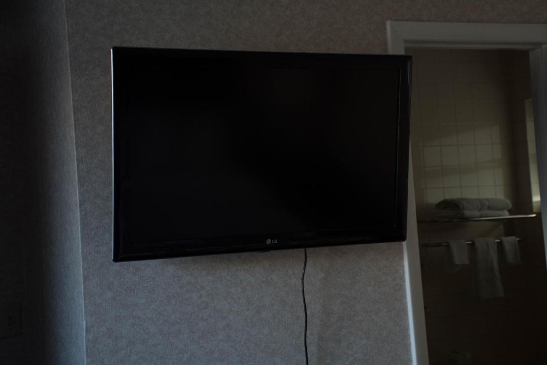Photo of Others in Wall