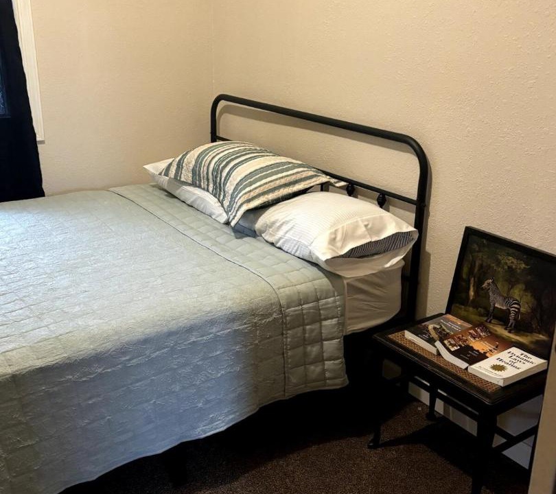 Photo of Bedroom in Arjay
