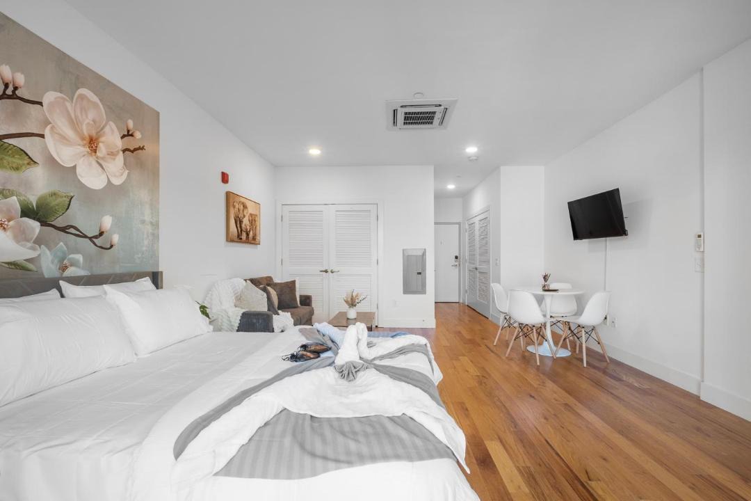 Photo of Bedroom in Olde Kensington