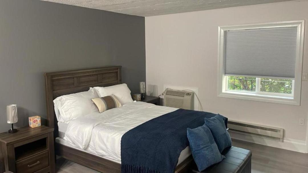 Photo of Bedroom in Rockland Lake