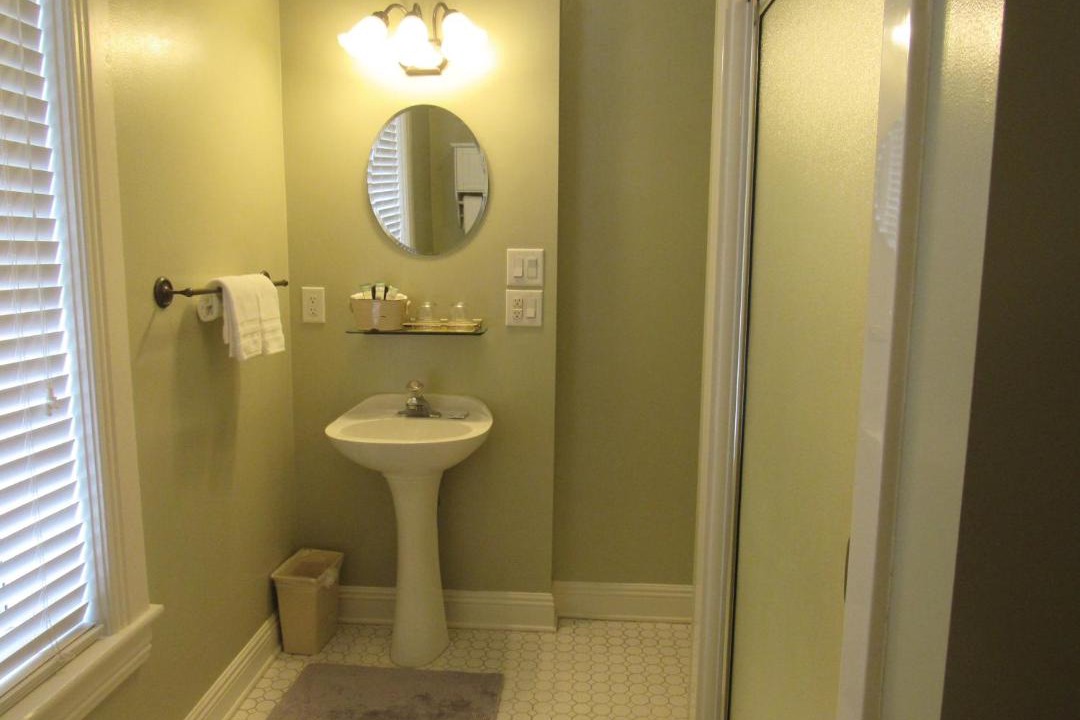 Photo of Bathroom in Logan