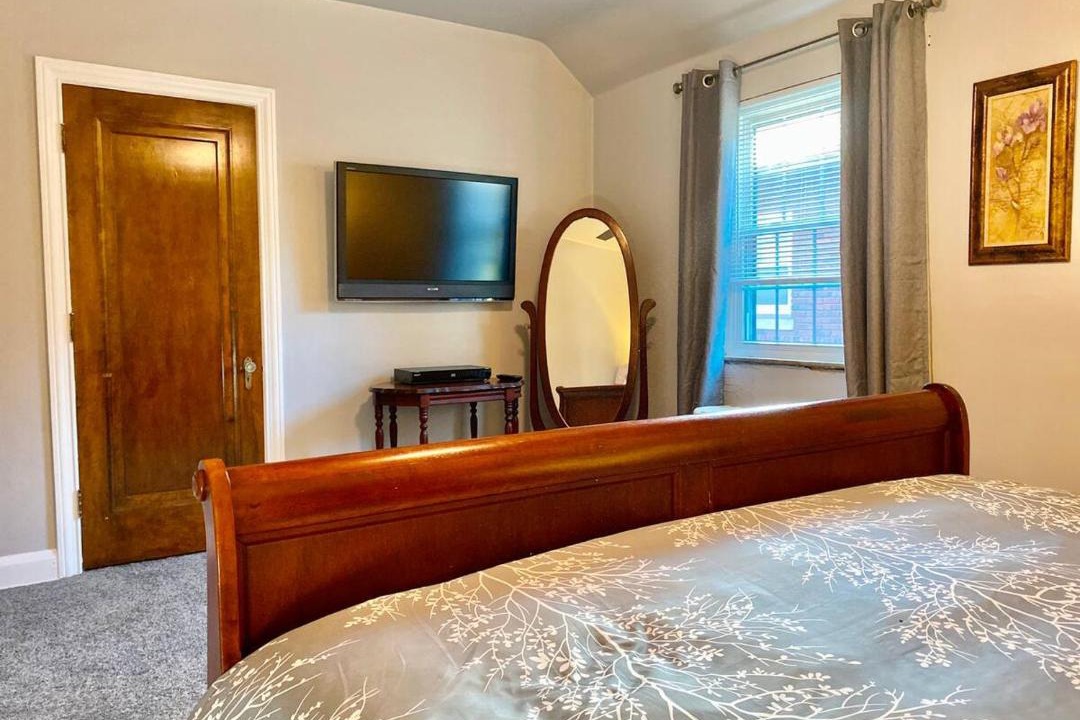 Photo of Bedroom in Toledo