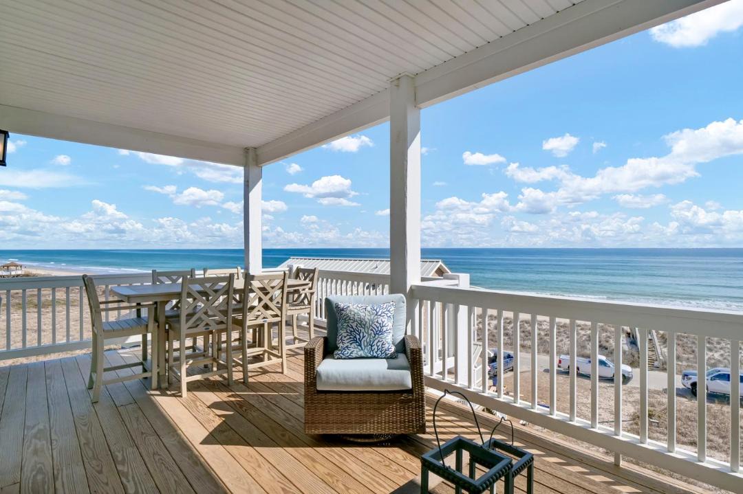 Photo of Patio Balcony in North Topsail Beach