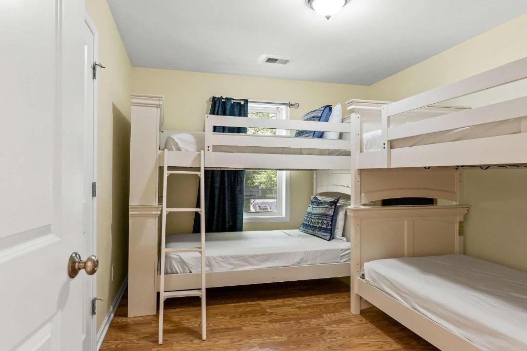 Photo of Bedroom in Kendall