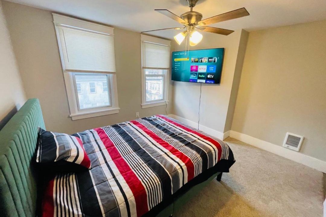 Photo of Bedroom in Ashland