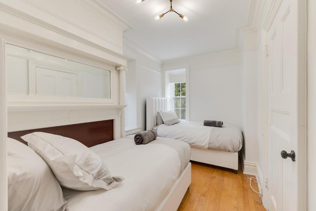 Photo of Bedroom in Montebello