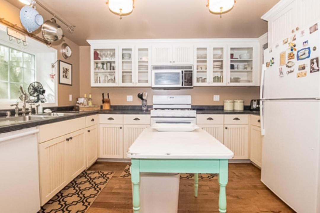 Photo of Kitchen in Town of Jerusalem