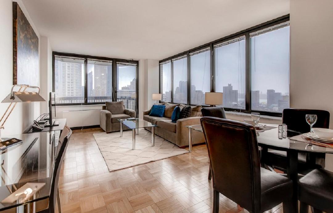 Photo of Livingroom in Central Park South