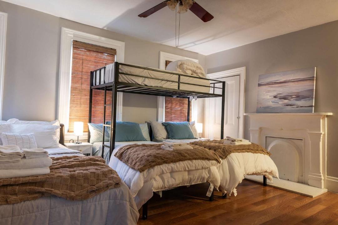 Photo of Bedroom in Central Northside
