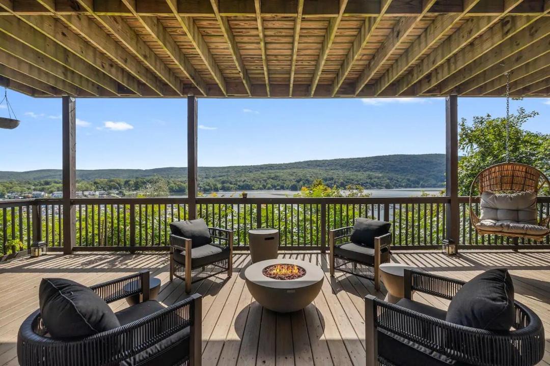 Photo of Patio Balcony in Greenwood Lake