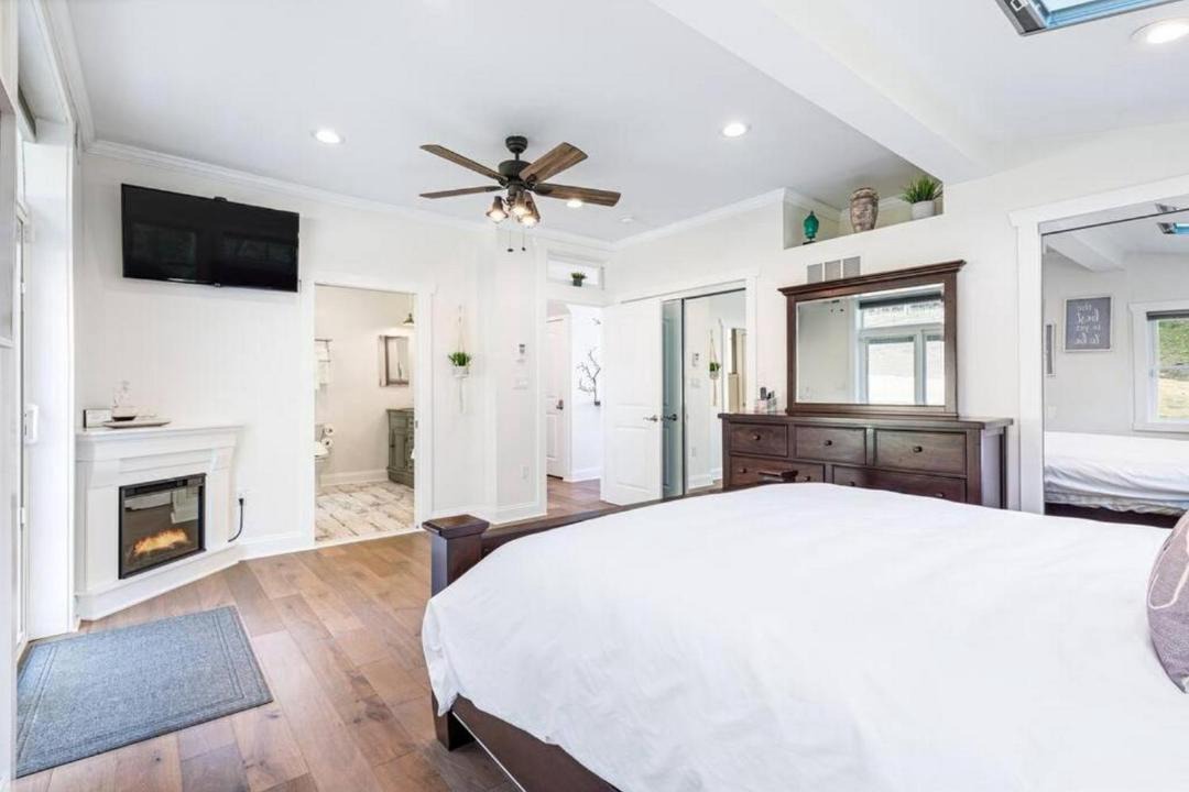 Photo of Bedroom in Smithsburg