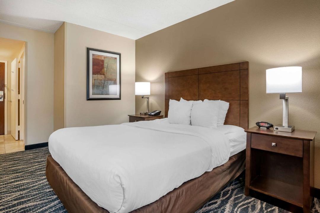 Photo of Bedroom in Newark
