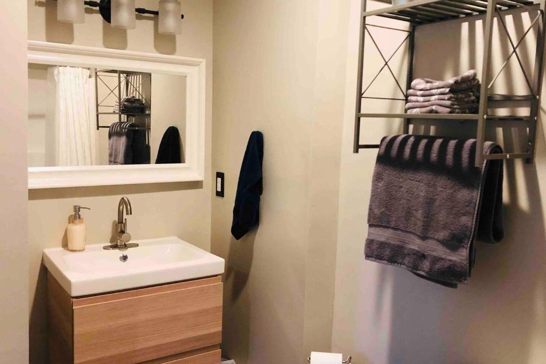 Photo of Bathroom in East Memphis