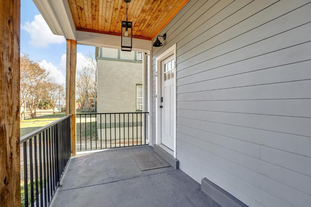 Photo of Patio Balcony in Midtown