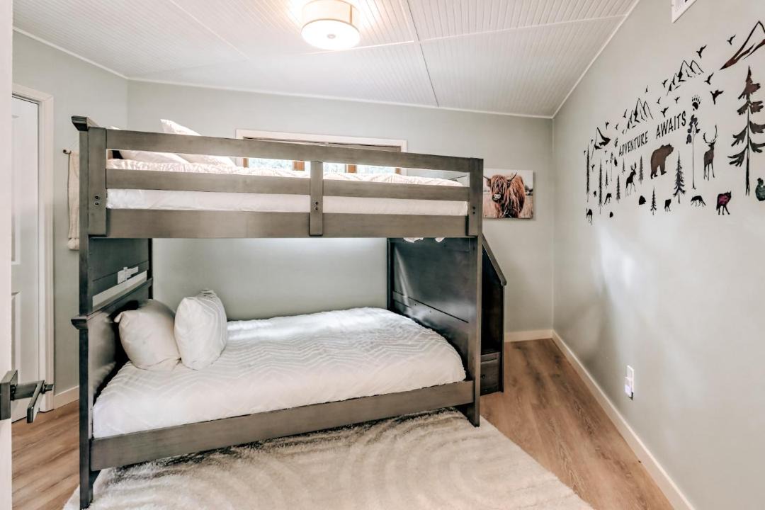 Photo of Bedroom in Dillard