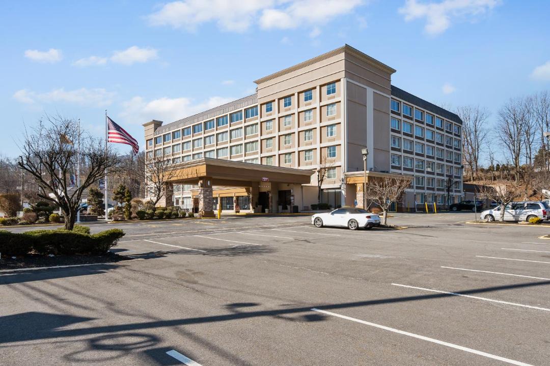 Photo of Others in Fort Lee