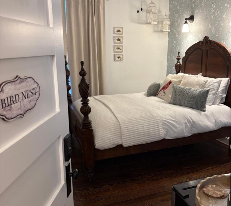 Photo of Bedroom in Berkeley Springs