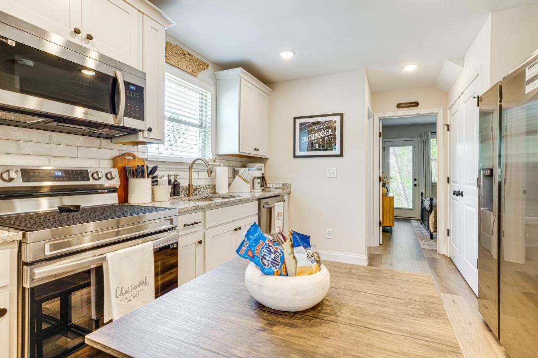 Photo of Kitchen in Lookout Valley Neighborhood Association