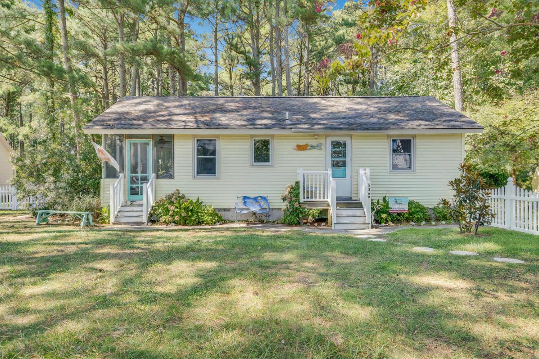 Photo of Others in Piney Island