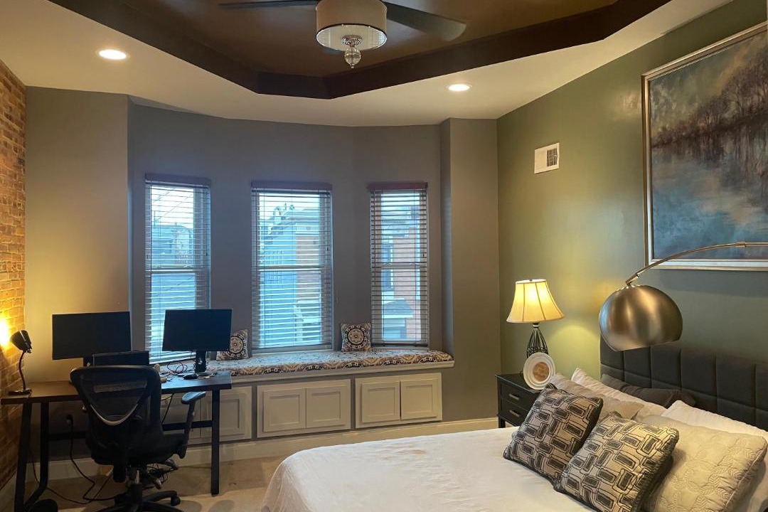 Photo of Bedroom in Greektown