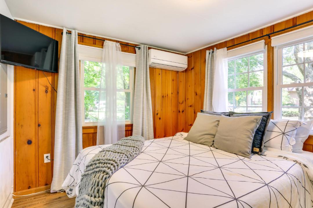Photo of Bedroom in Highland Lakes