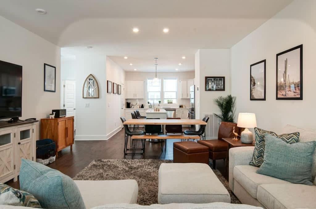 Photo of Livingroom in Madison