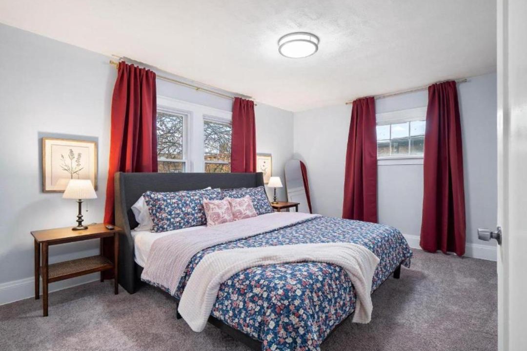 Photo of Bedroom in Lakewood