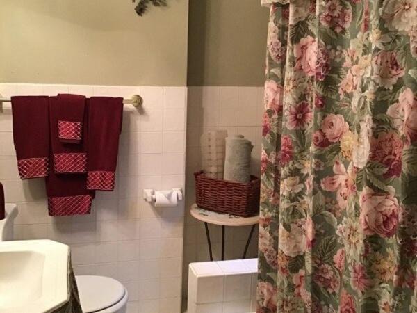 Photo of Bathroom in Canadensis