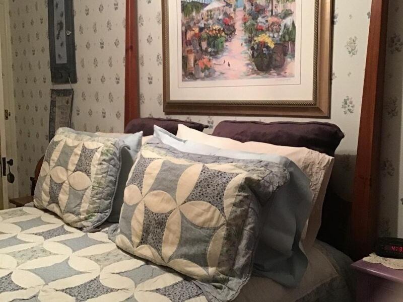 Photo of Bedroom in Canadensis